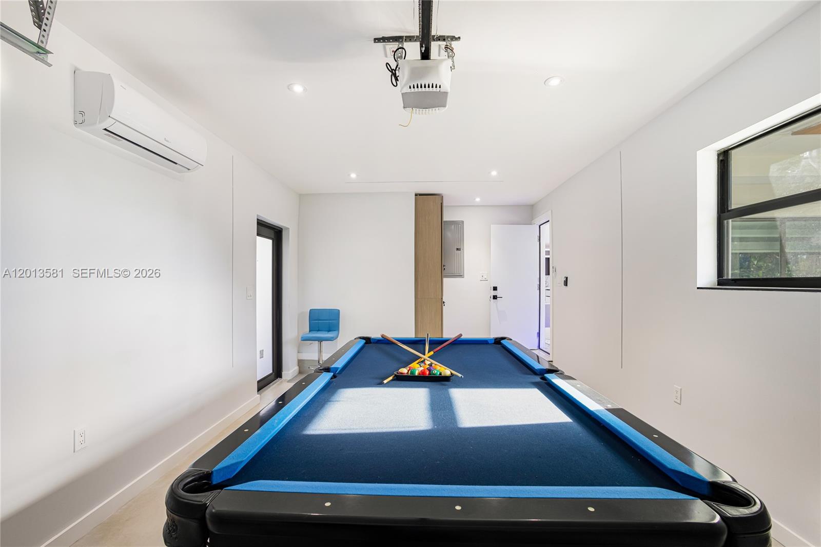 LAUDERDALE ISLES NO 2 - Residential