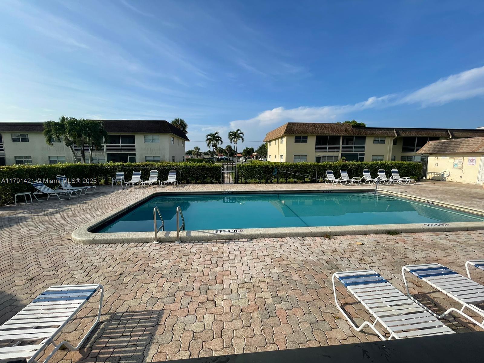SANDALFOOT BLVD APTS COND - Residential