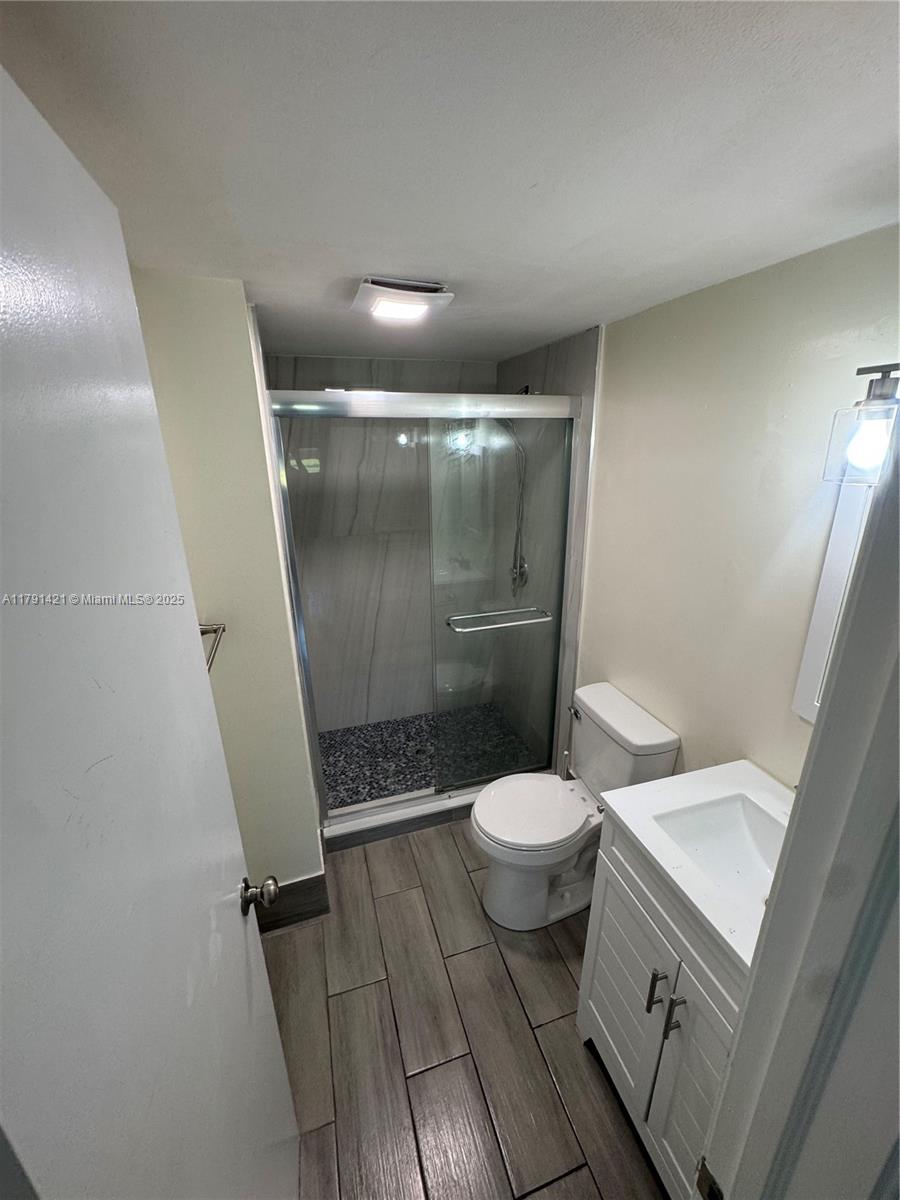 SANDALFOOT BLVD APTS COND - Residential