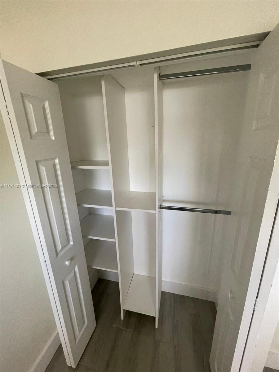SANDALFOOT BLVD APTS COND - Residential