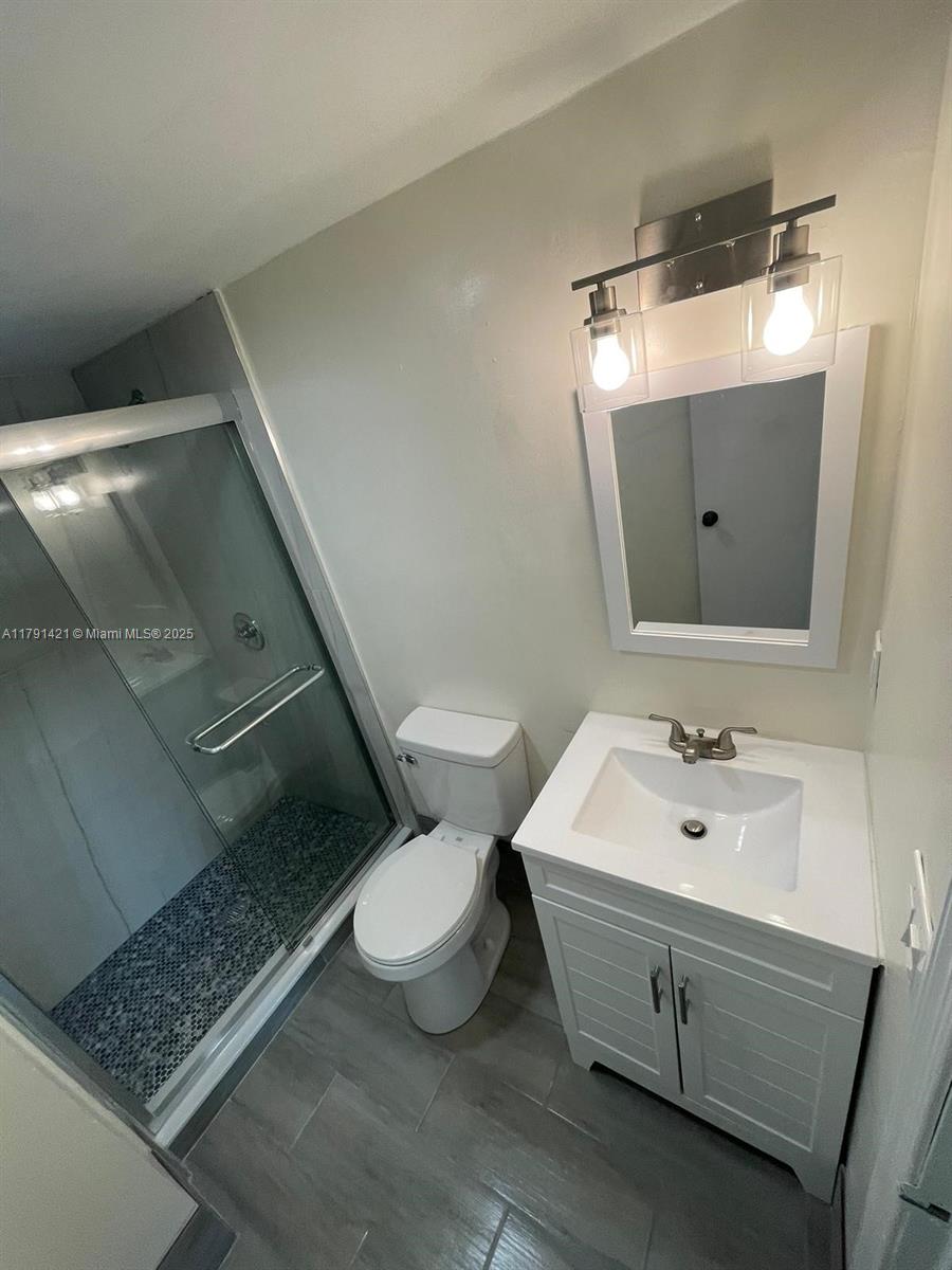 SANDALFOOT BLVD APTS COND - Residential