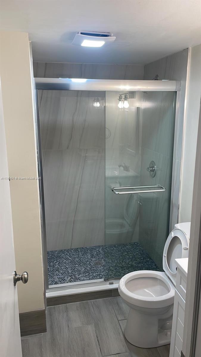 SANDALFOOT BLVD APTS COND - Residential