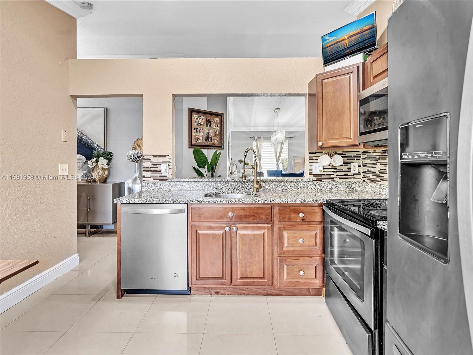 FT LAUDERDALE LAND & DEV - Residential