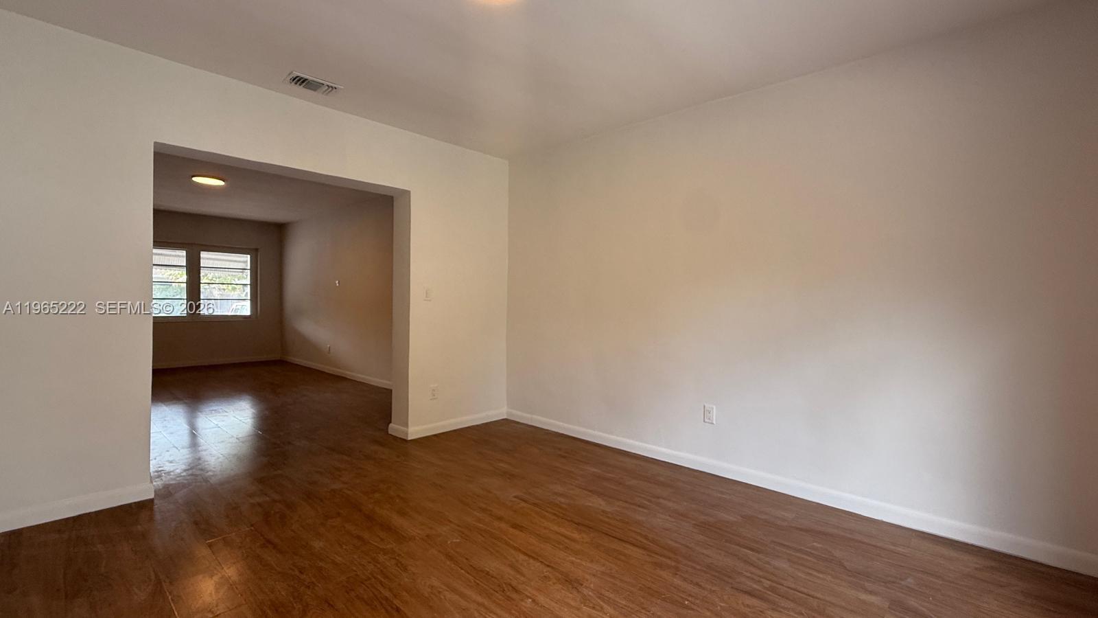 SHADOWLAWN - Residential Lease