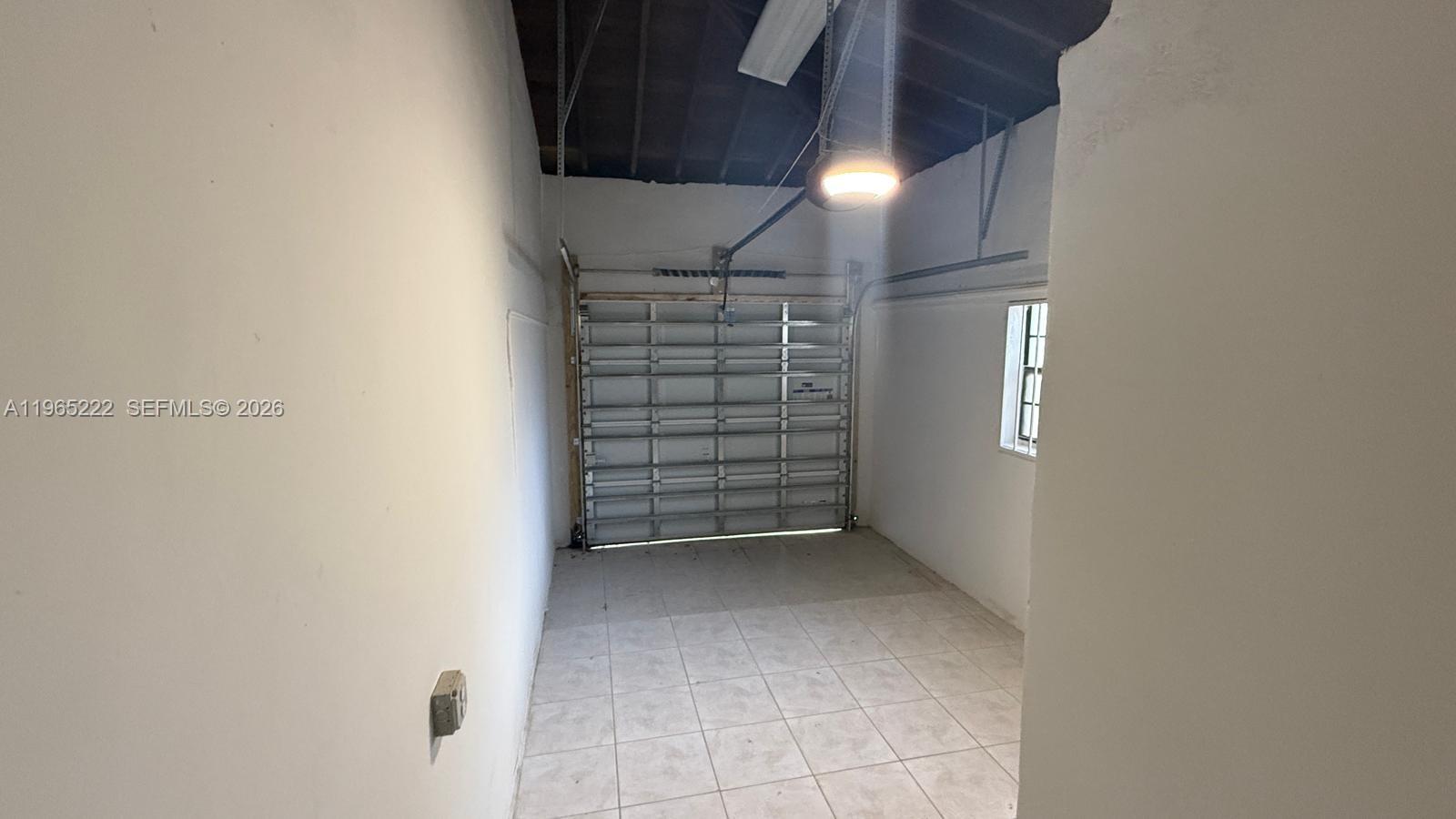 SHADOWLAWN - Residential Lease