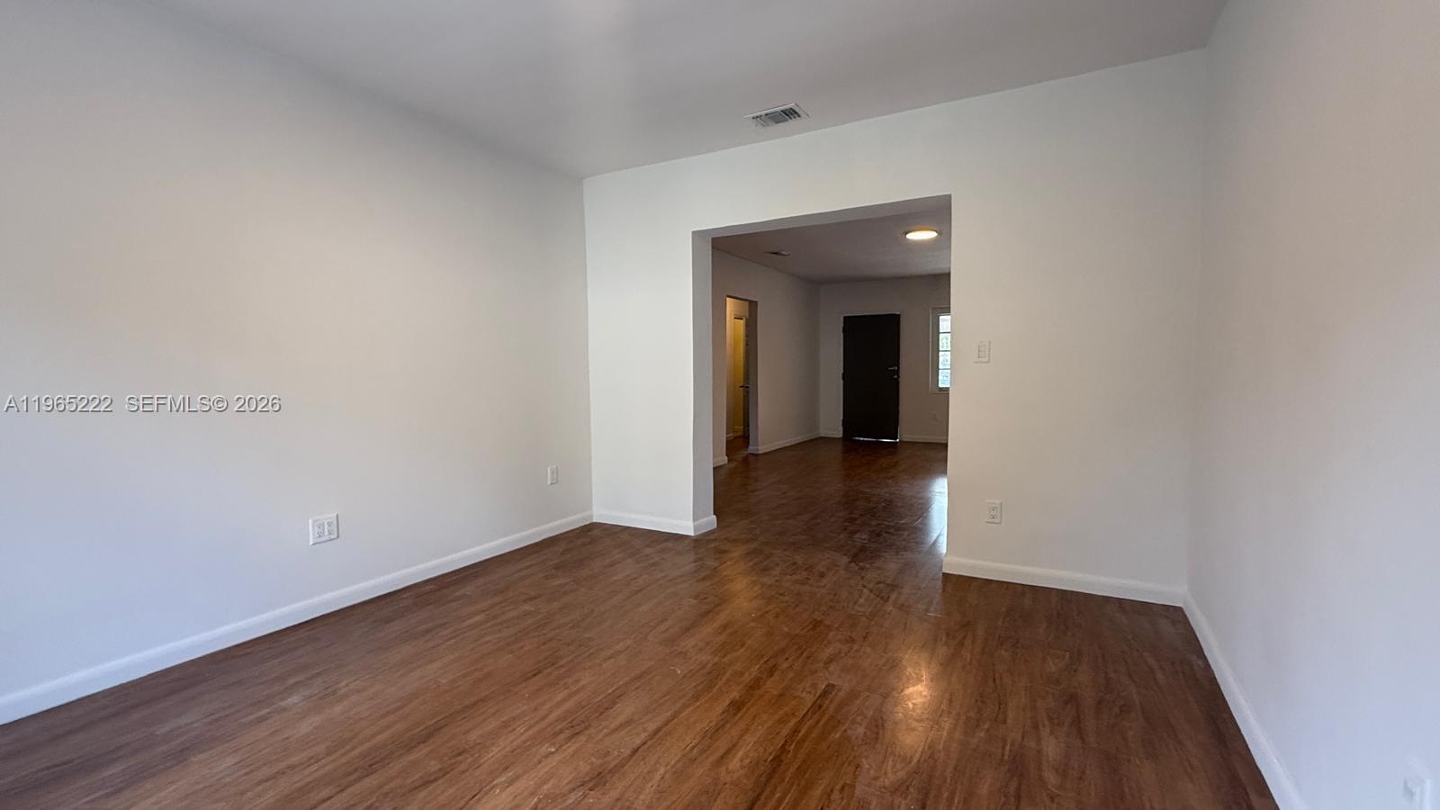 SHADOWLAWN - Residential Lease