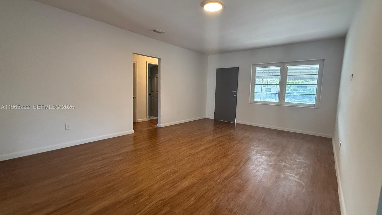 SHADOWLAWN - Residential Lease