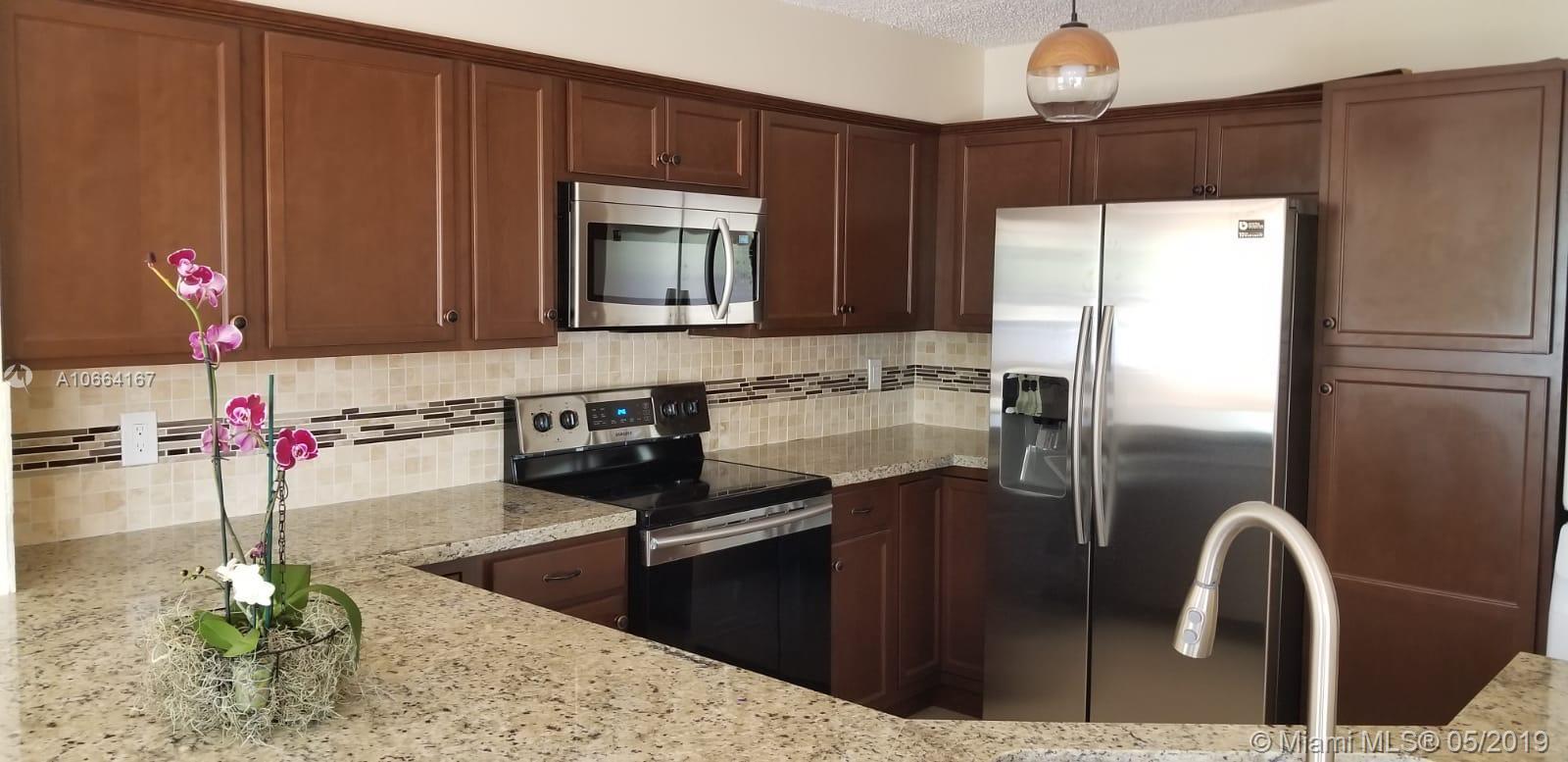 SAGA BAY TOWNHOMES - Residential