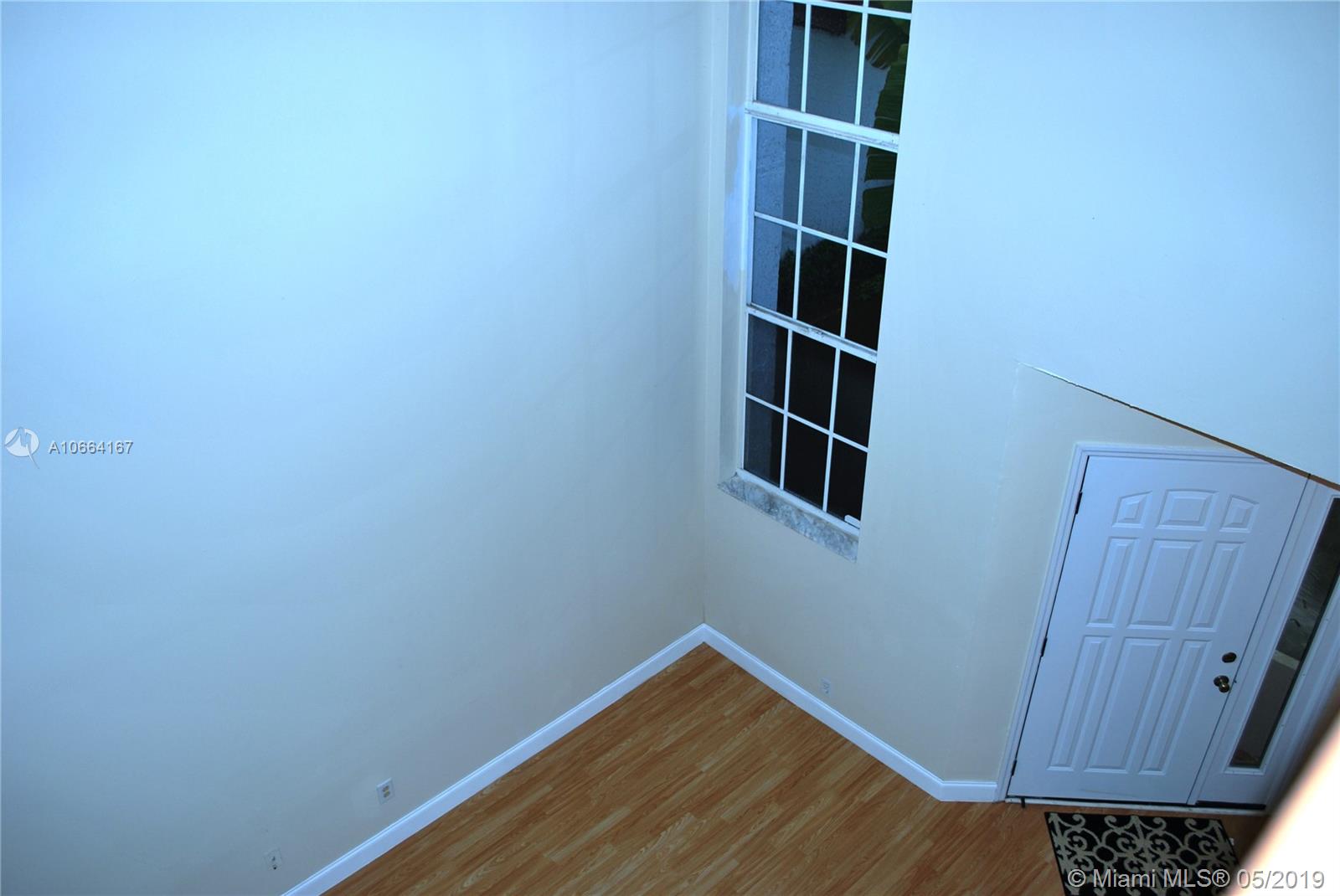 SAGA BAY TOWNHOMES - Residential