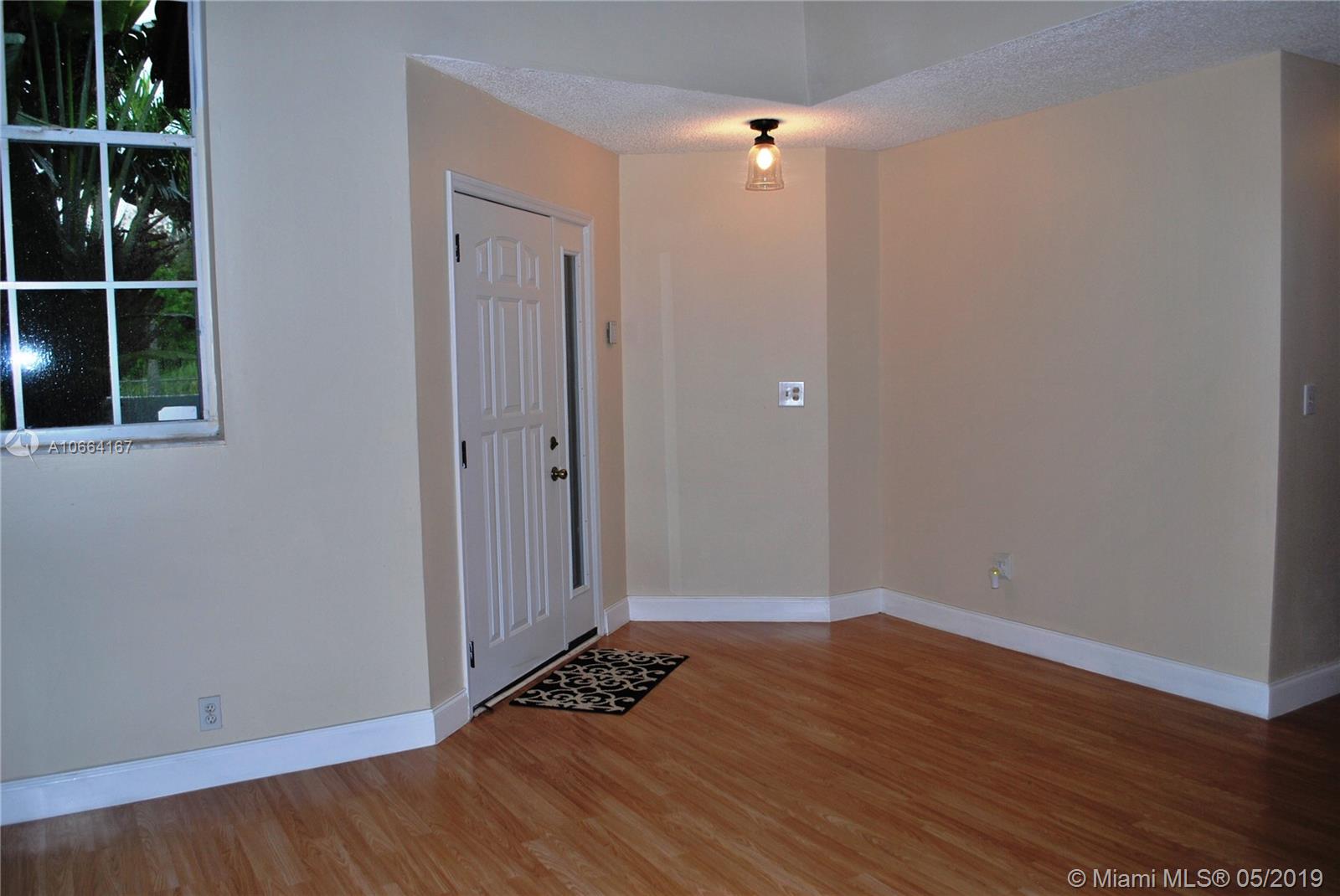 SAGA BAY TOWNHOMES - Residential