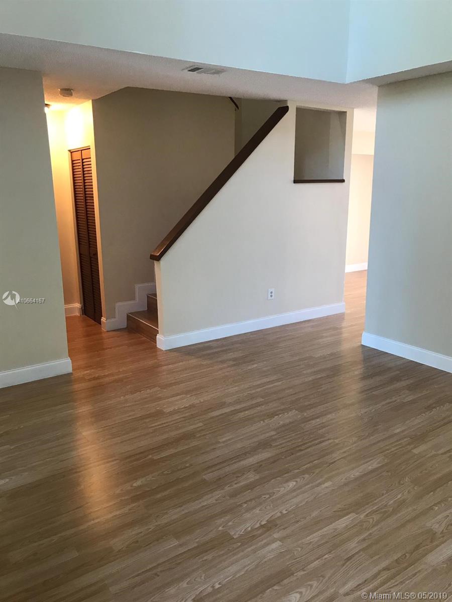 SAGA BAY TOWNHOMES - Residential