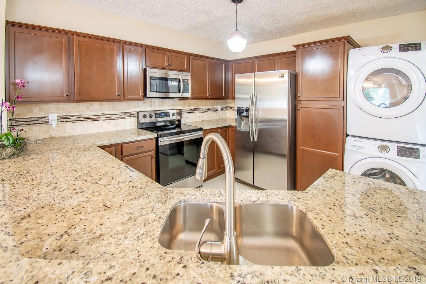 SAGA BAY TOWNHOMES - Residential