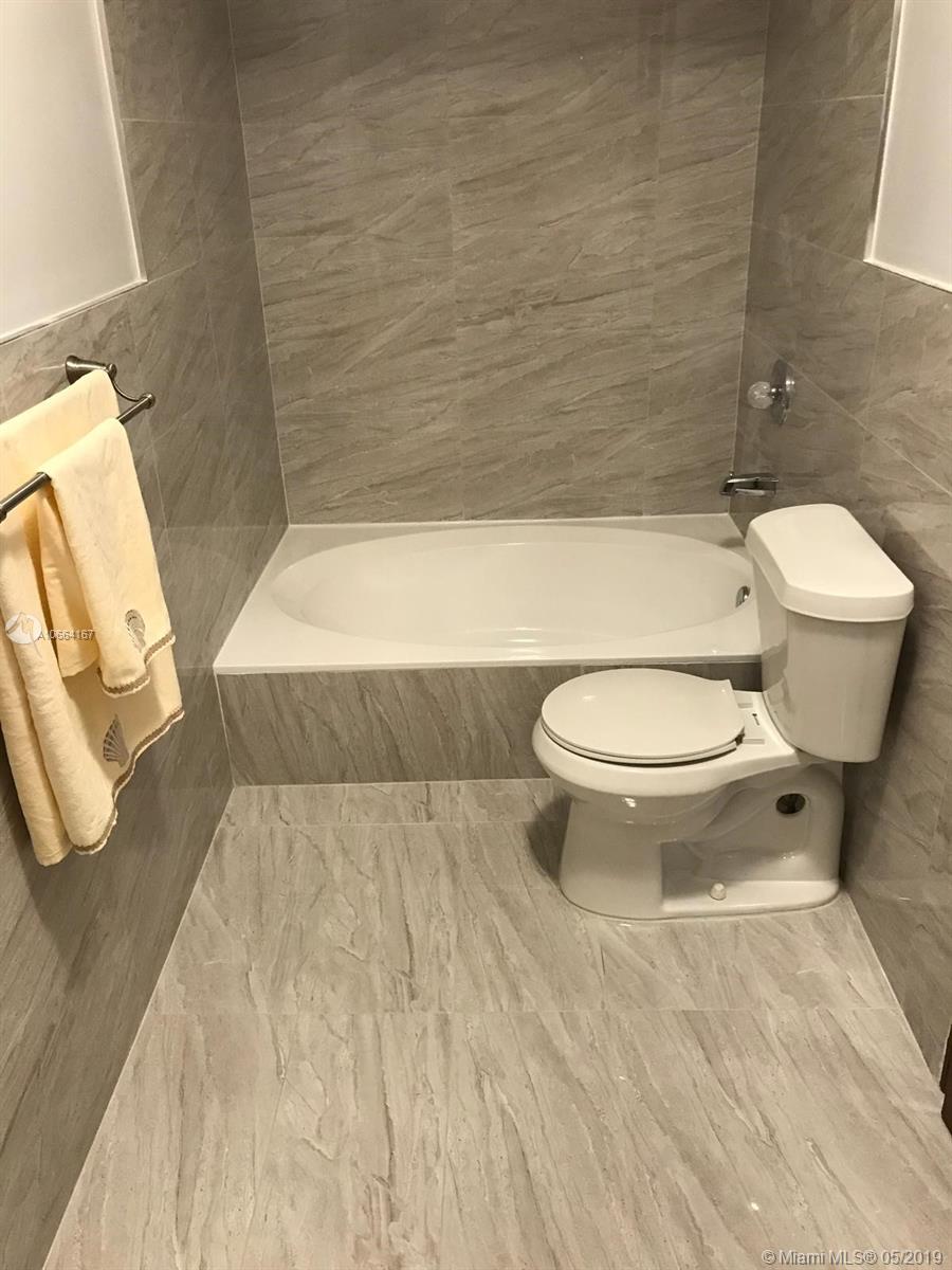 SAGA BAY TOWNHOMES - Residential