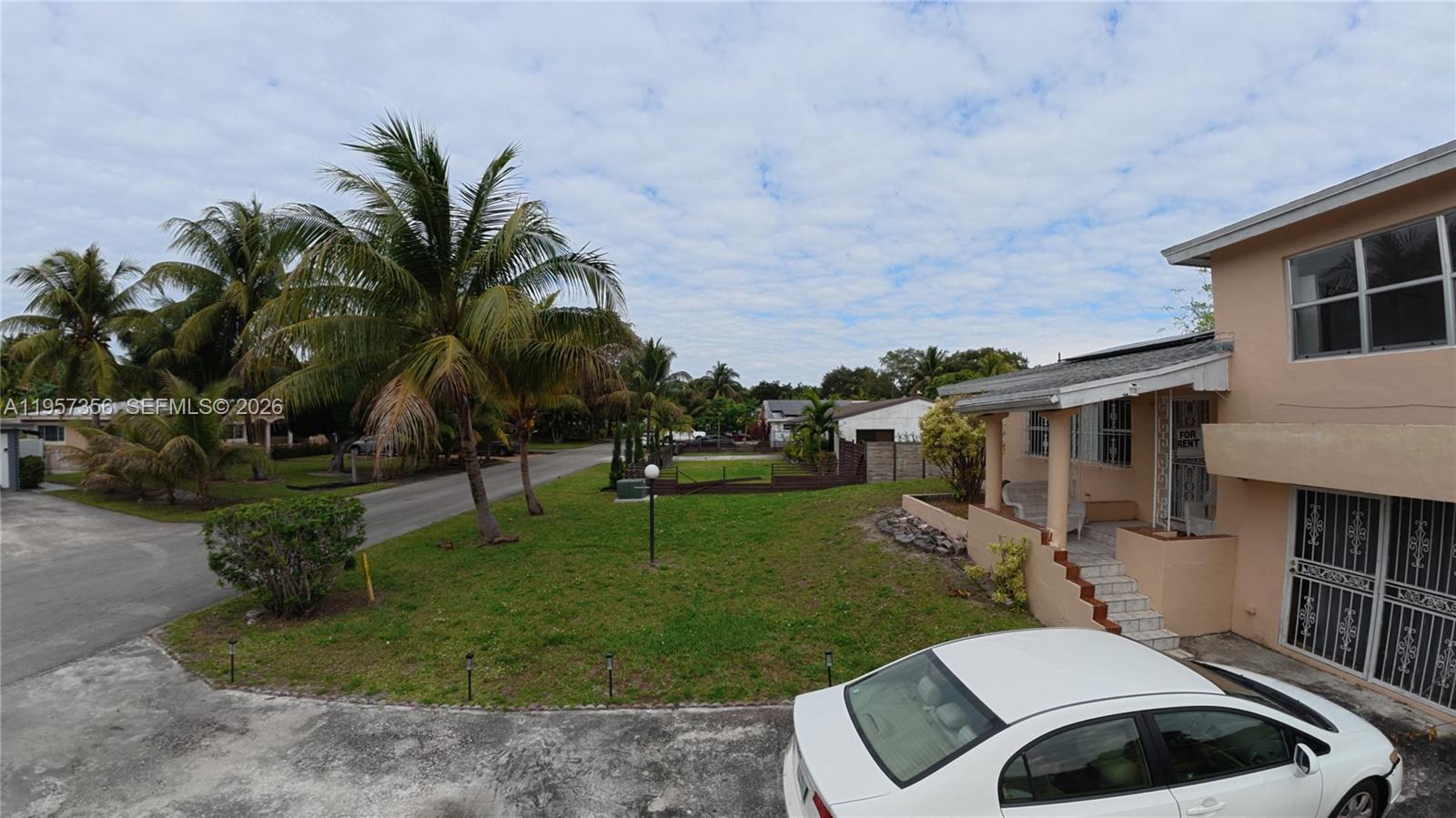 14931 NE 7th Ct 14931