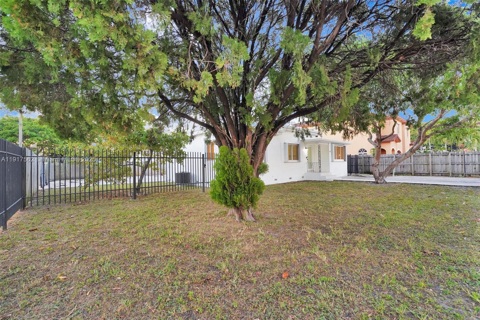 CENTRAL PARK - Residential