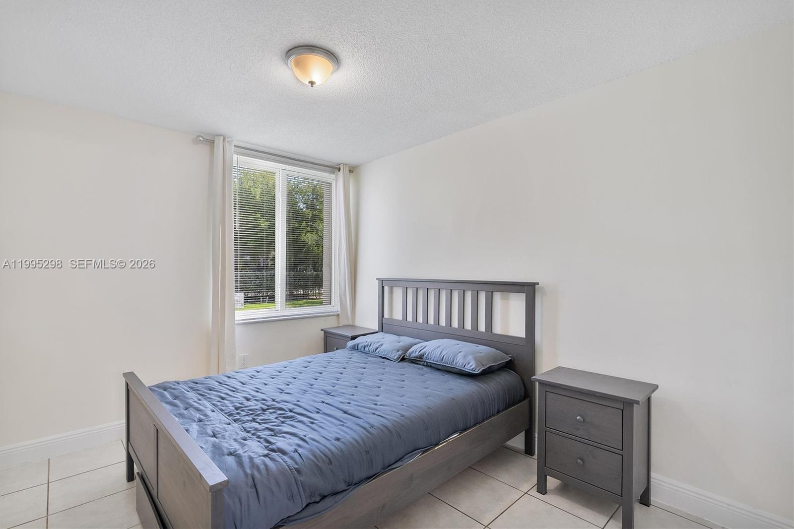 CARIBBEAN BREEZE CONDO - Residential