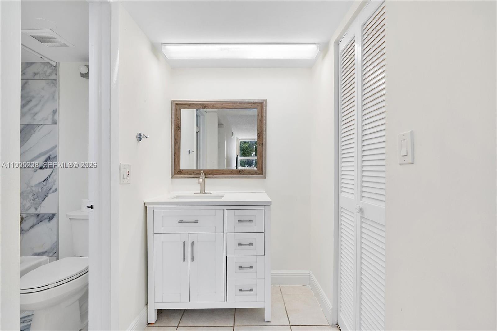 CARIBBEAN BREEZE CONDO - Residential