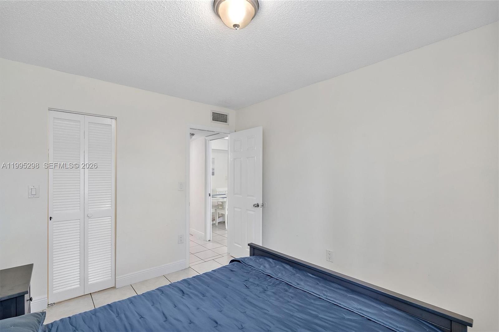 CARIBBEAN BREEZE CONDO - Residential