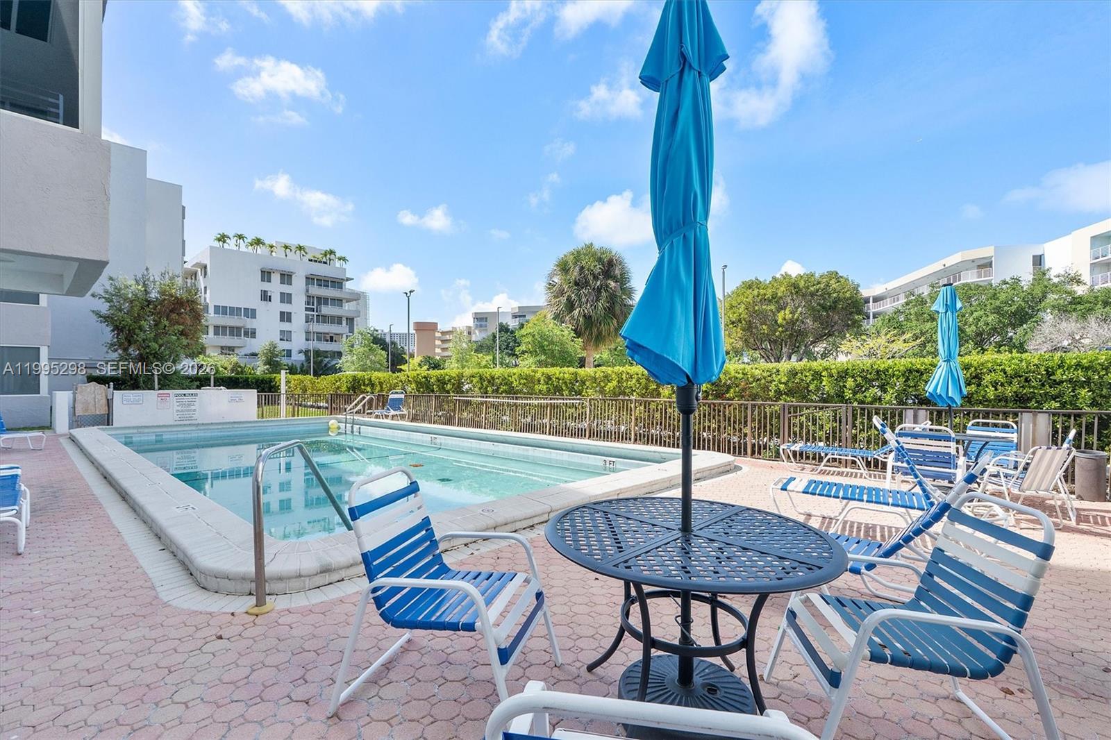 CARIBBEAN BREEZE CONDO - Residential