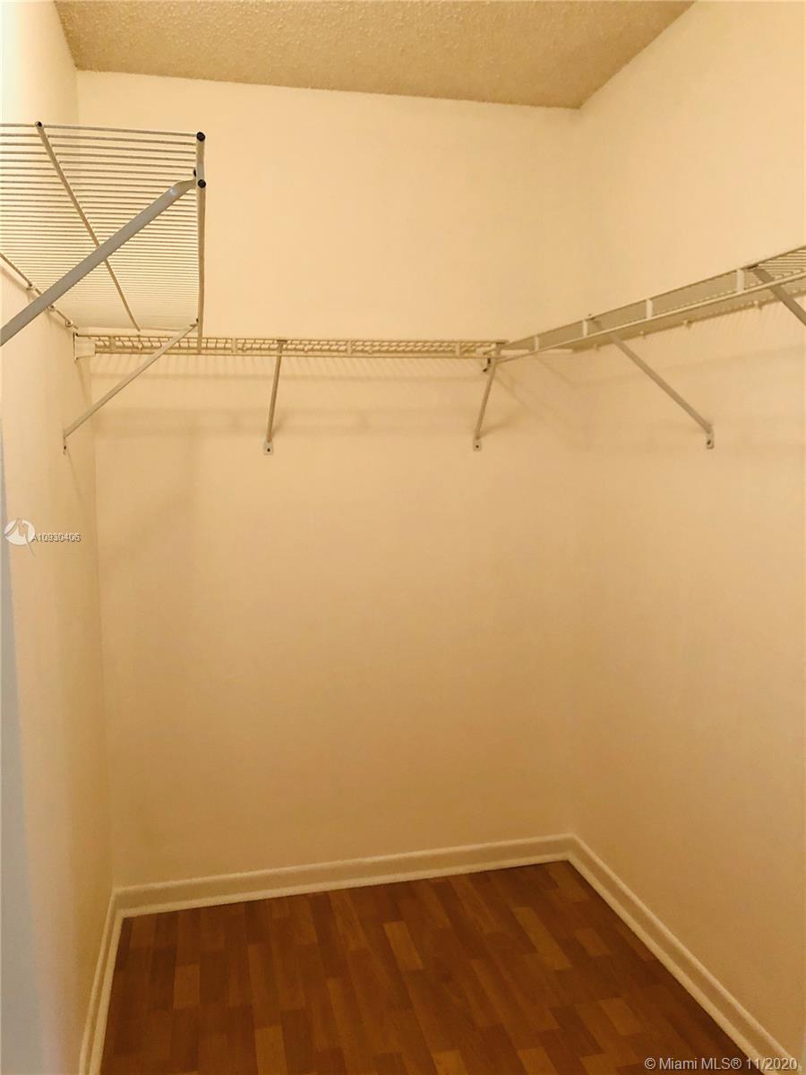 FLAMINGO GARDENS PH 6 - Residential