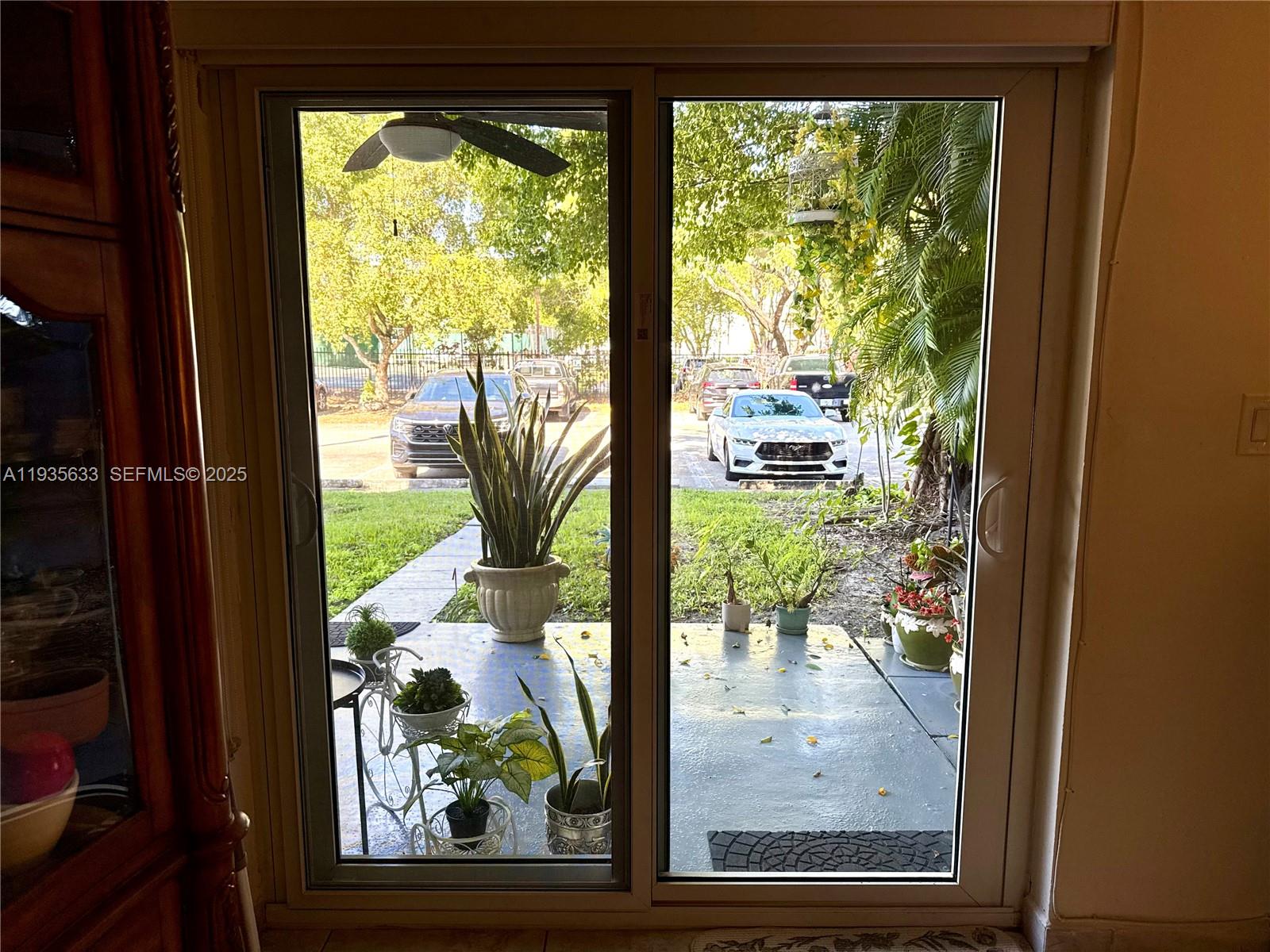 THE BEACH CLUB FONTAINEBLE - Residential