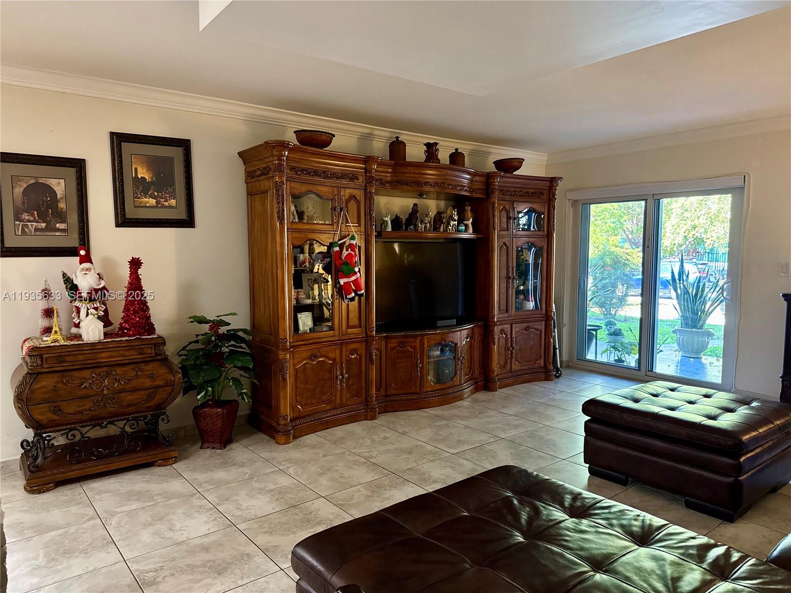 9353 Fontainebleau Blvd A106