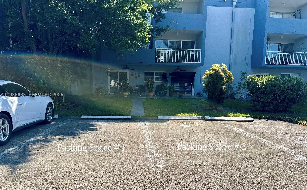 THE BEACH CLUB FONTAINEBLE - Residential