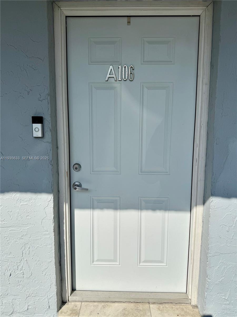 THE BEACH CLUB FONTAINEBLE - Residential