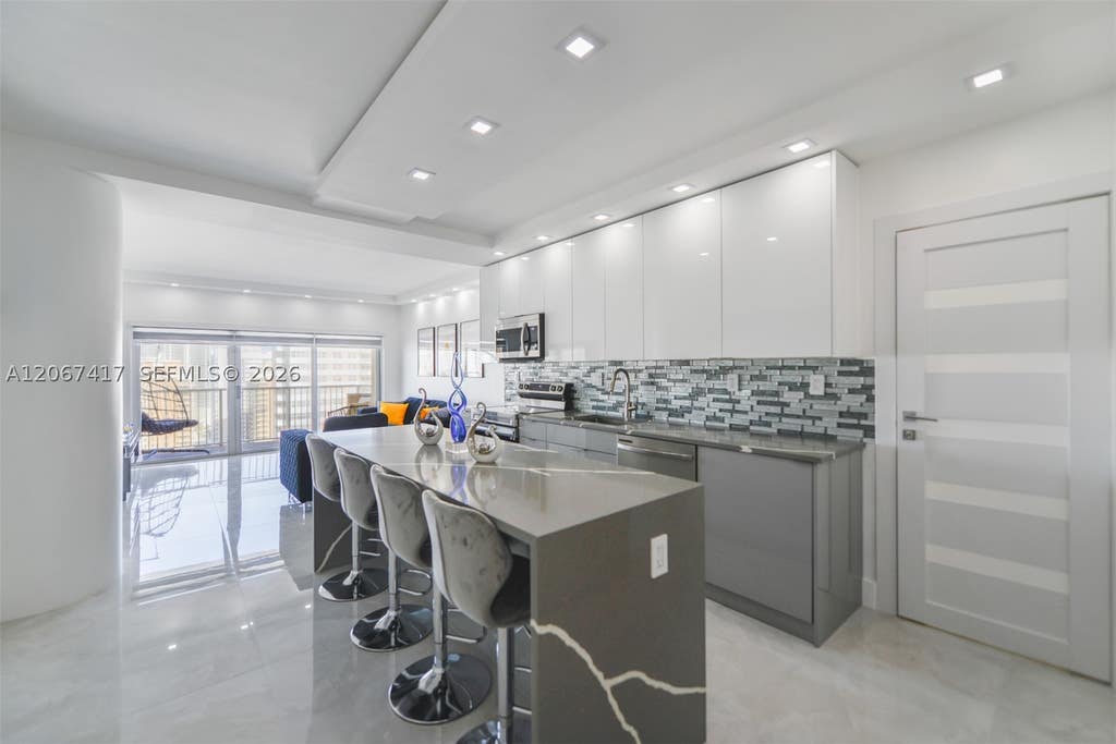 Photo of 1980 S Ocean Dr #20K, Hallandale Beach, FL 33009 (MLS # A12067417)