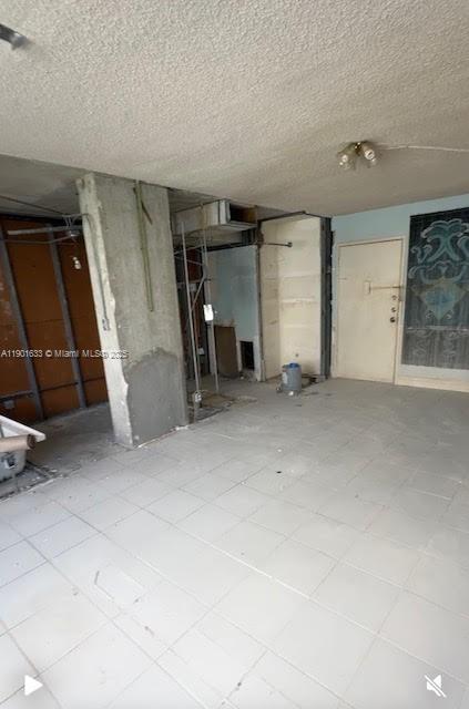 GOLDEN SURF TOWERS CONDO - Residential