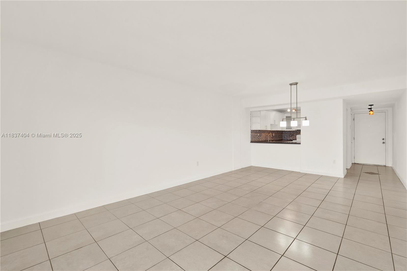 PALM-WEST GARDENS CONDO - Residential