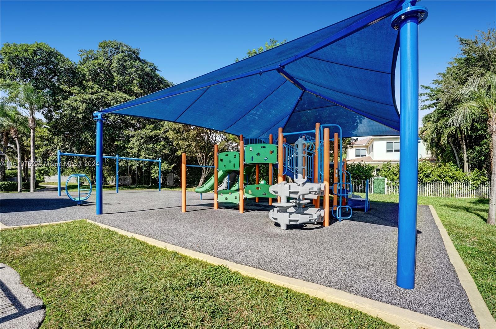 PRESIDENTIAL ESTATES SUB - Residential