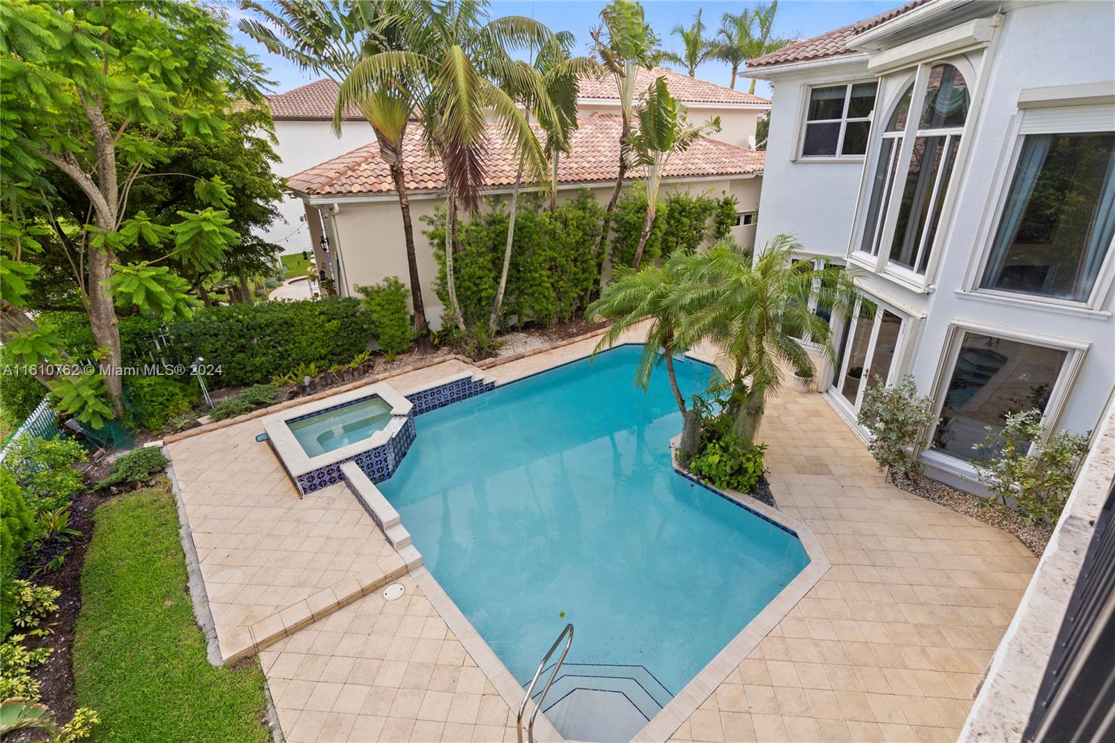 PRESIDENTIAL ESTATES SUB - Residential