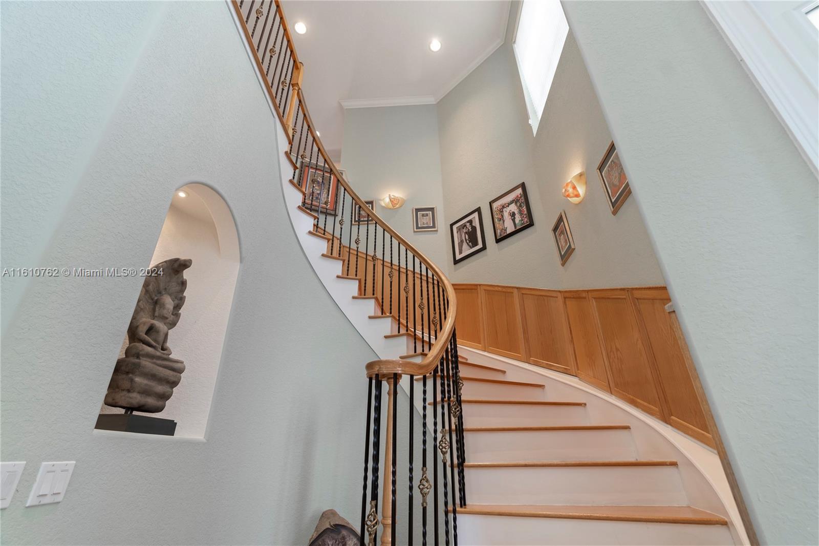 PRESIDENTIAL ESTATES SUB - Residential