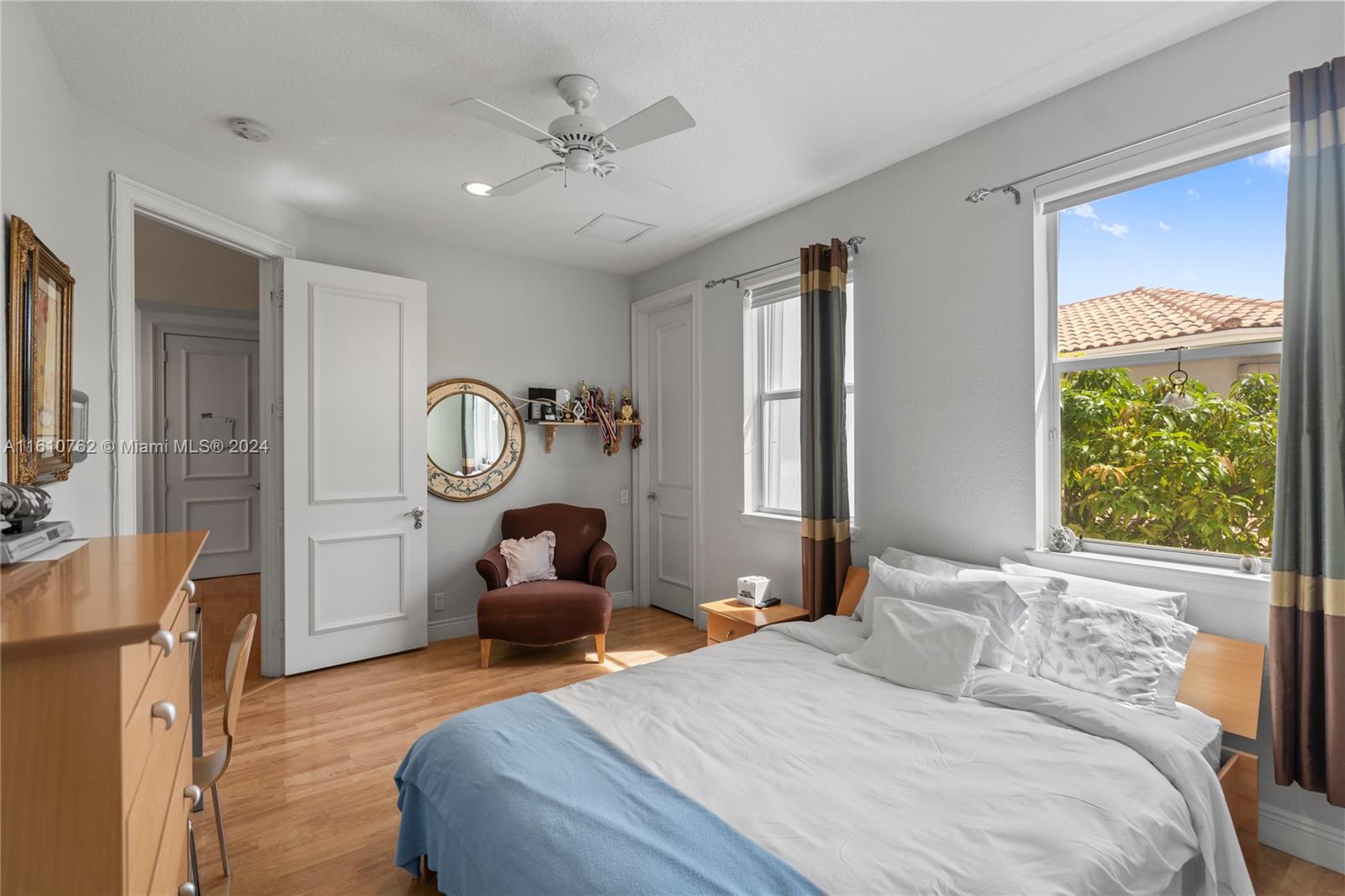 PRESIDENTIAL ESTATES SUB - Residential