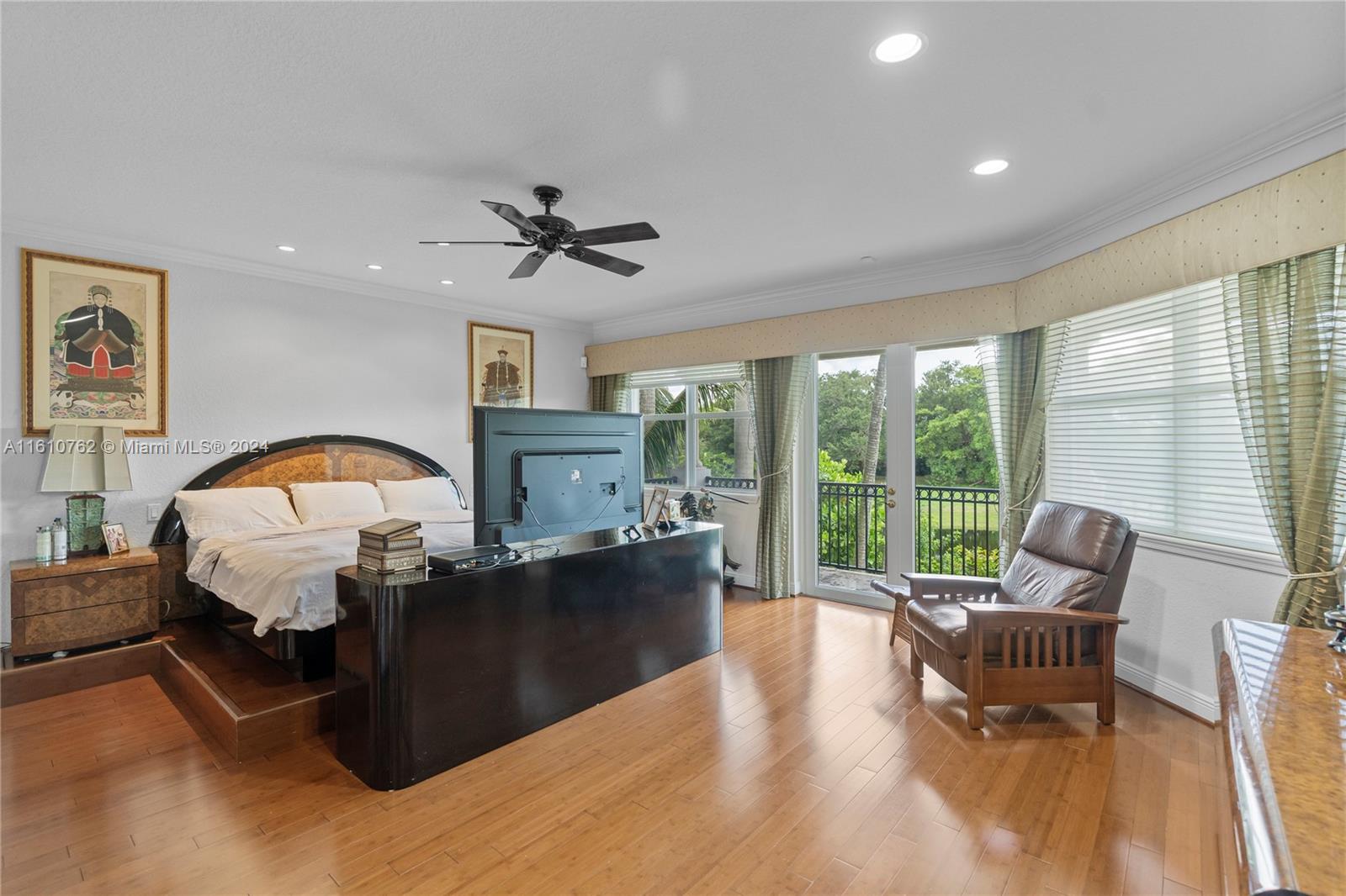 PRESIDENTIAL ESTATES SUB - Residential