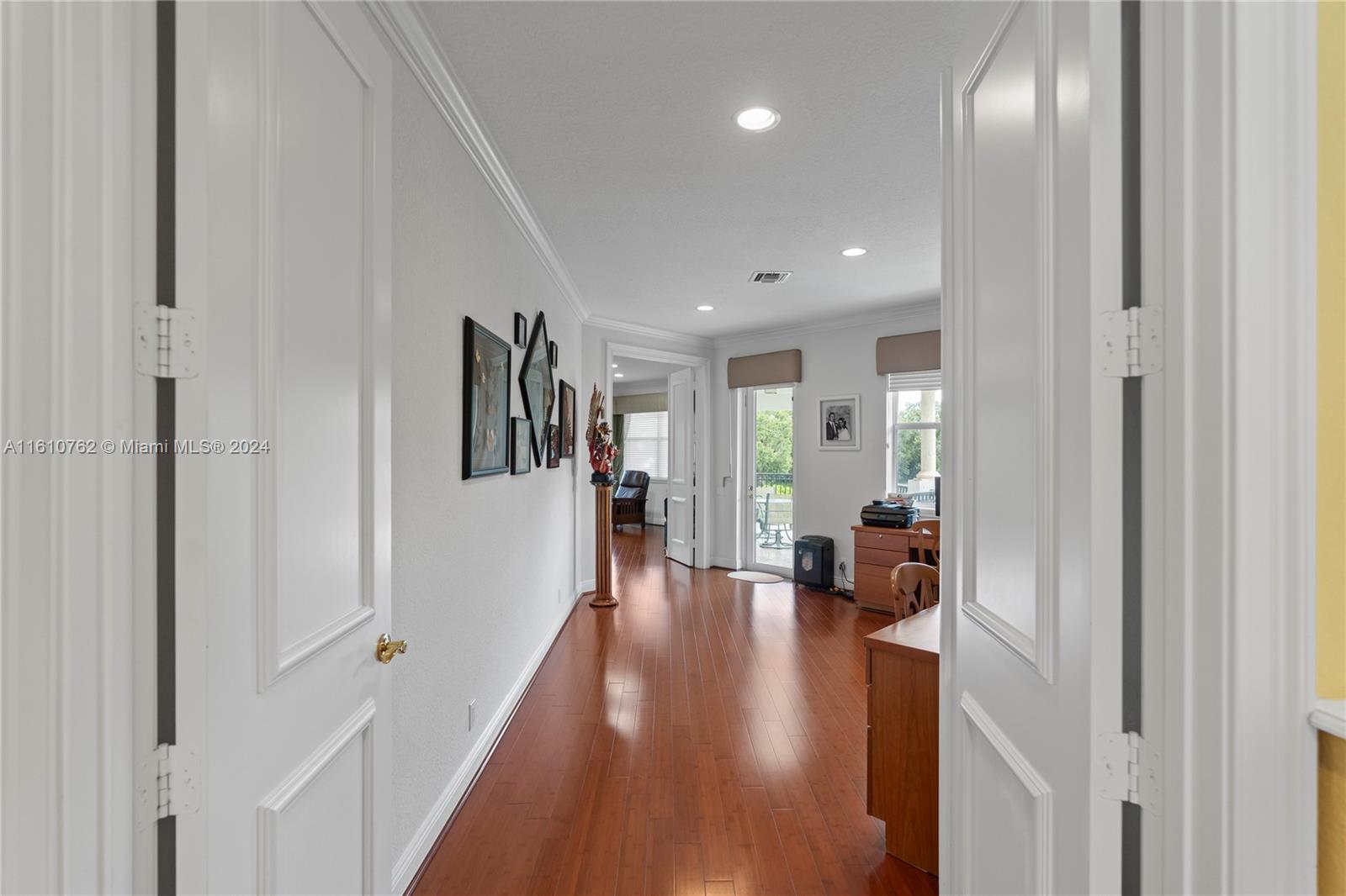 PRESIDENTIAL ESTATES SUB - Residential