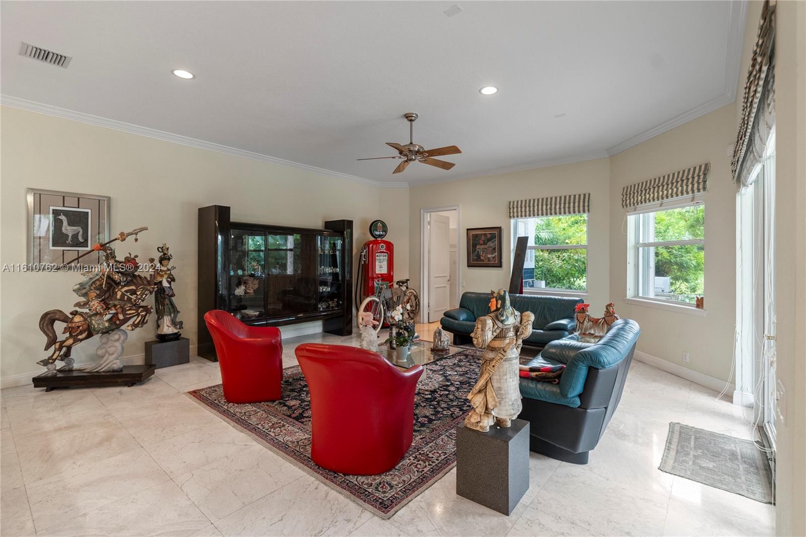 PRESIDENTIAL ESTATES SUB - Residential