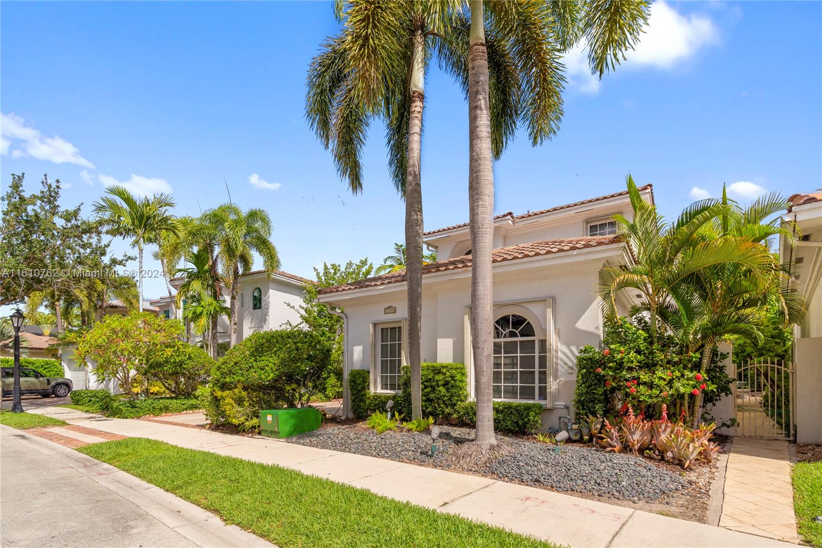 PRESIDENTIAL ESTATES SUB - Residential