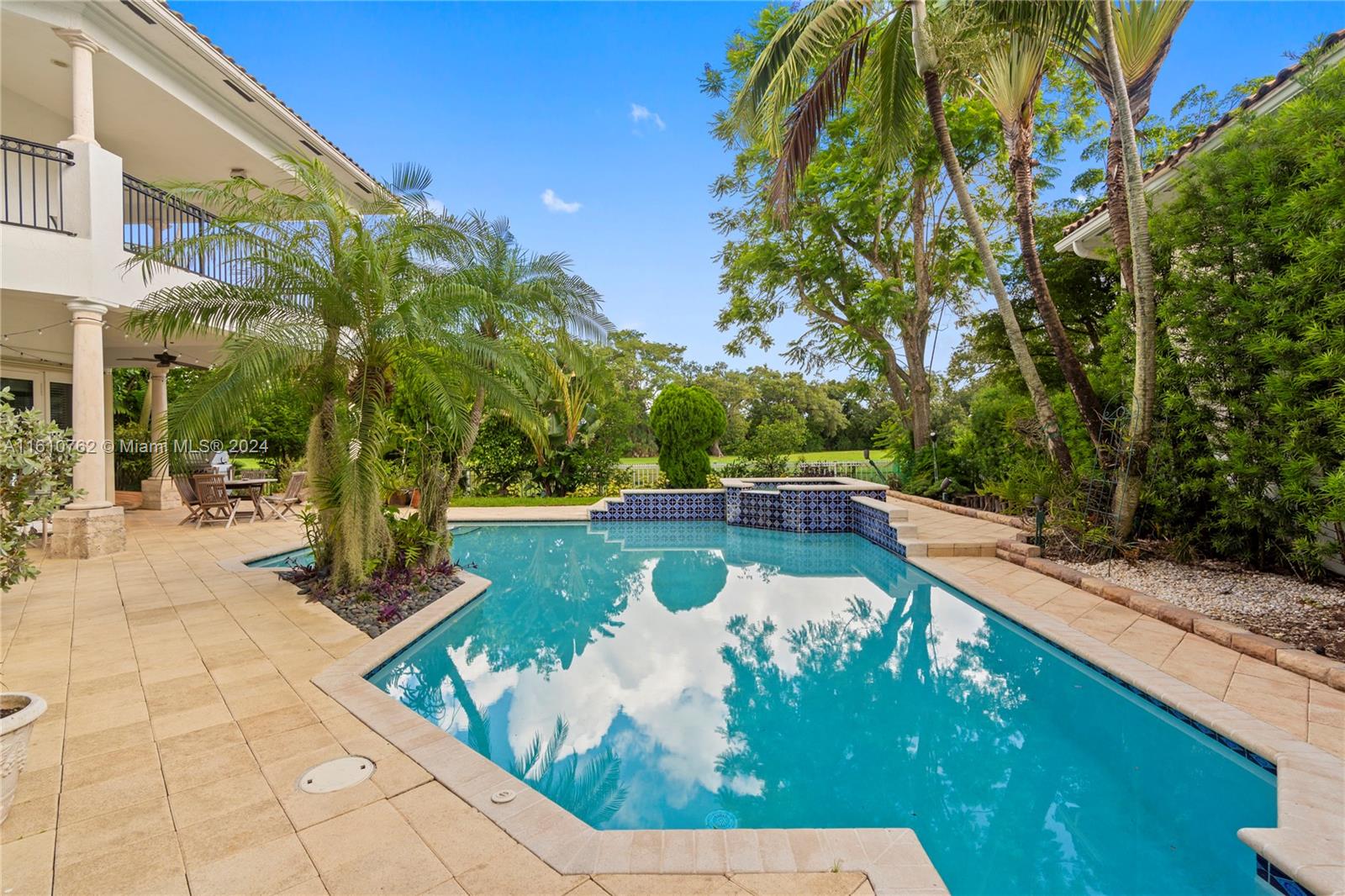 PRESIDENTIAL ESTATES SUB - Residential