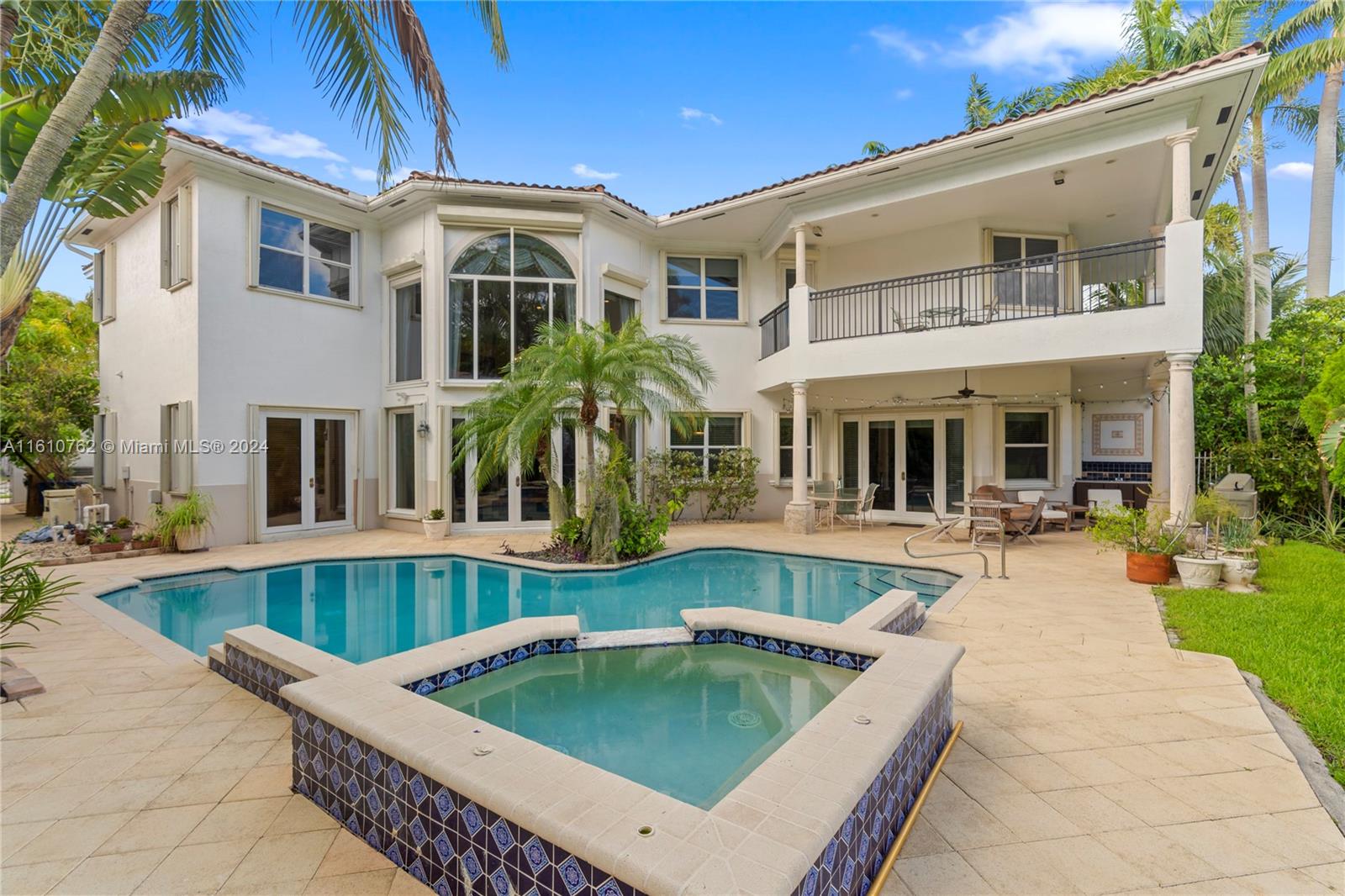 PRESIDENTIAL ESTATES SUB - Residential