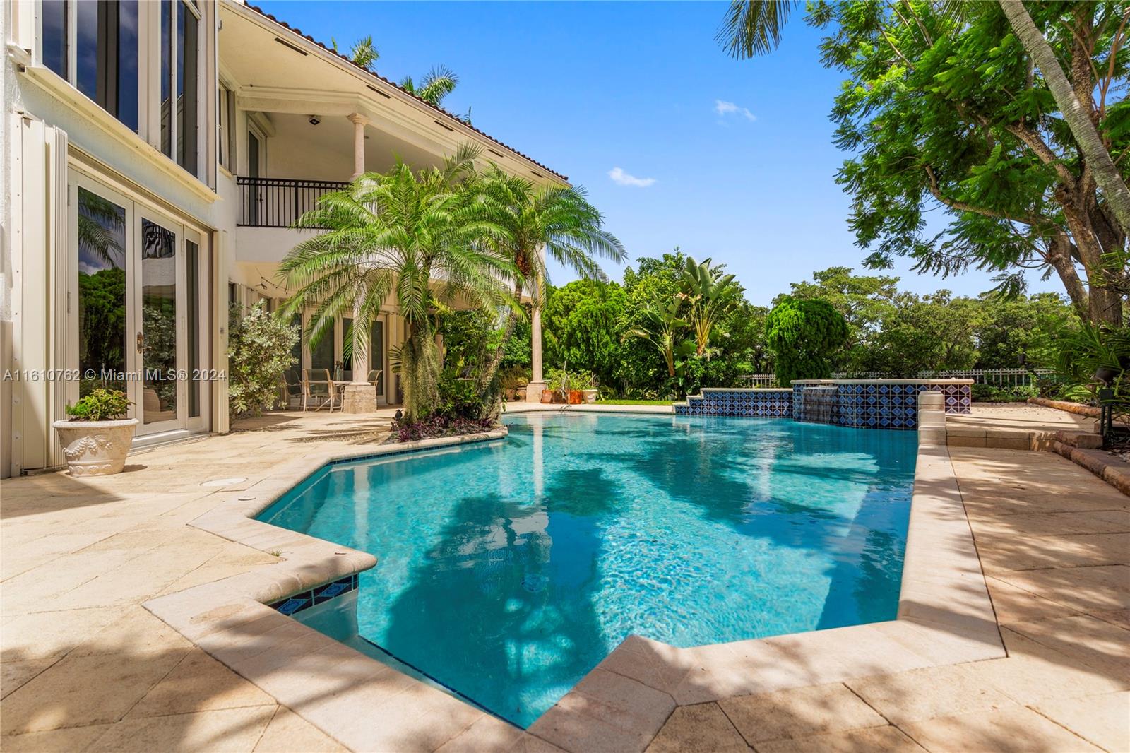 PRESIDENTIAL ESTATES SUB - Residential