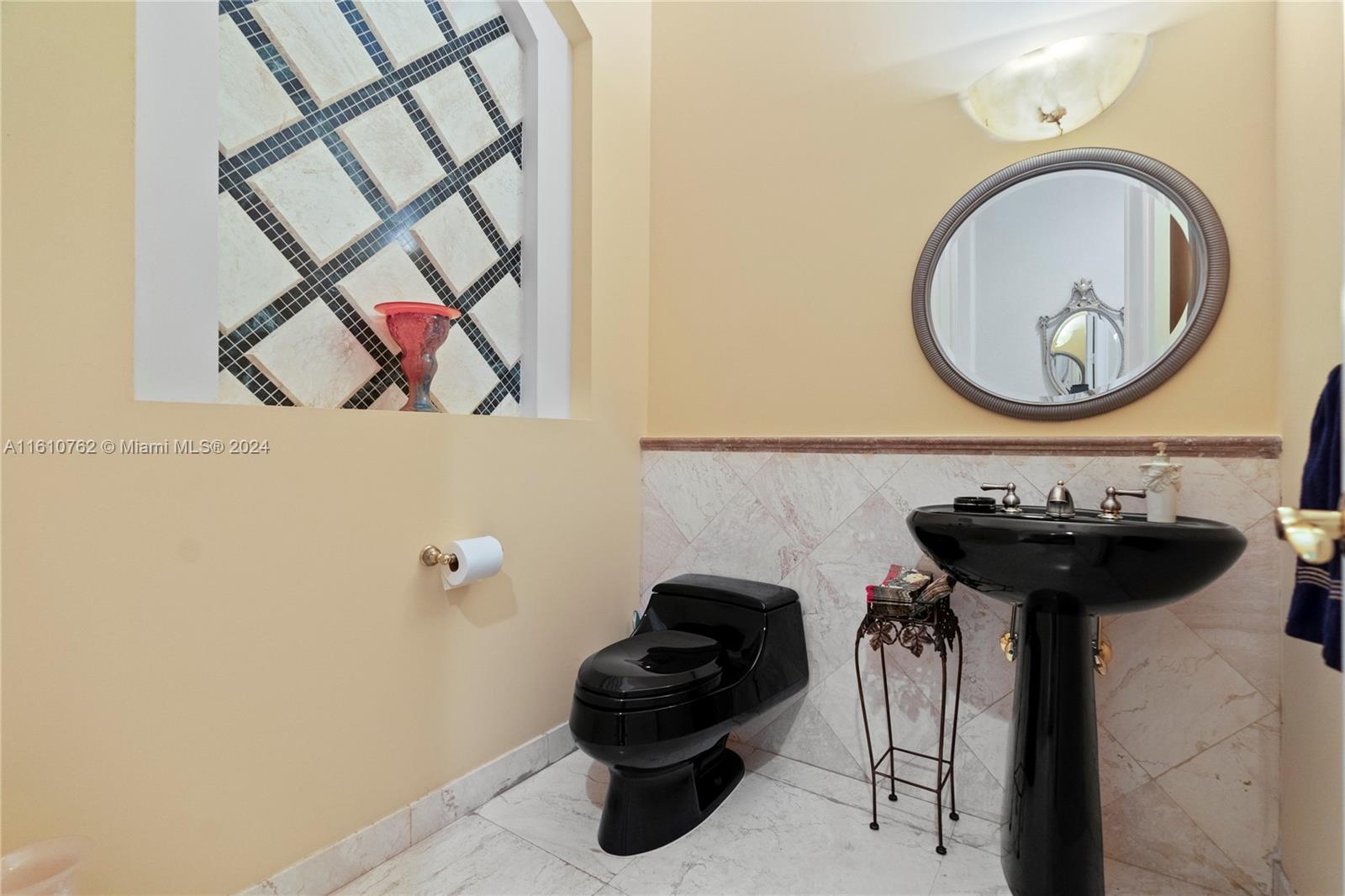 PRESIDENTIAL ESTATES SUB - Residential