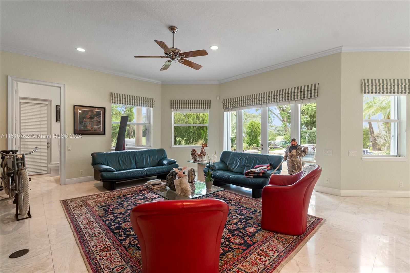 PRESIDENTIAL ESTATES SUB - Residential