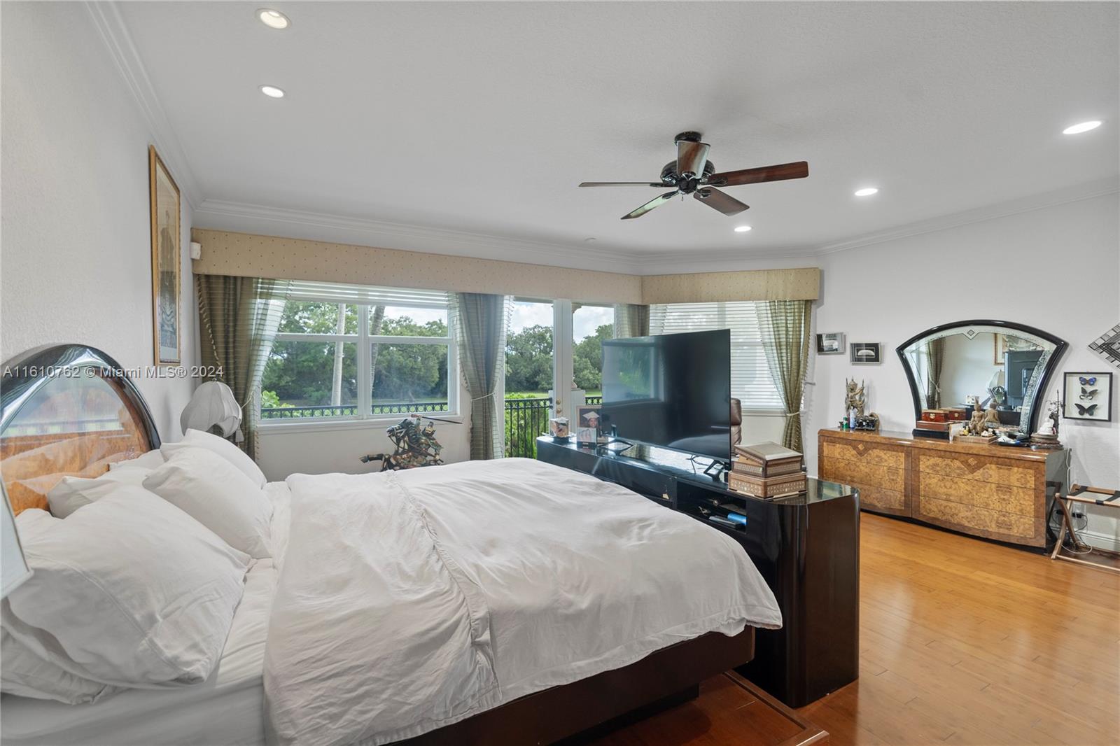 PRESIDENTIAL ESTATES SUB - Residential