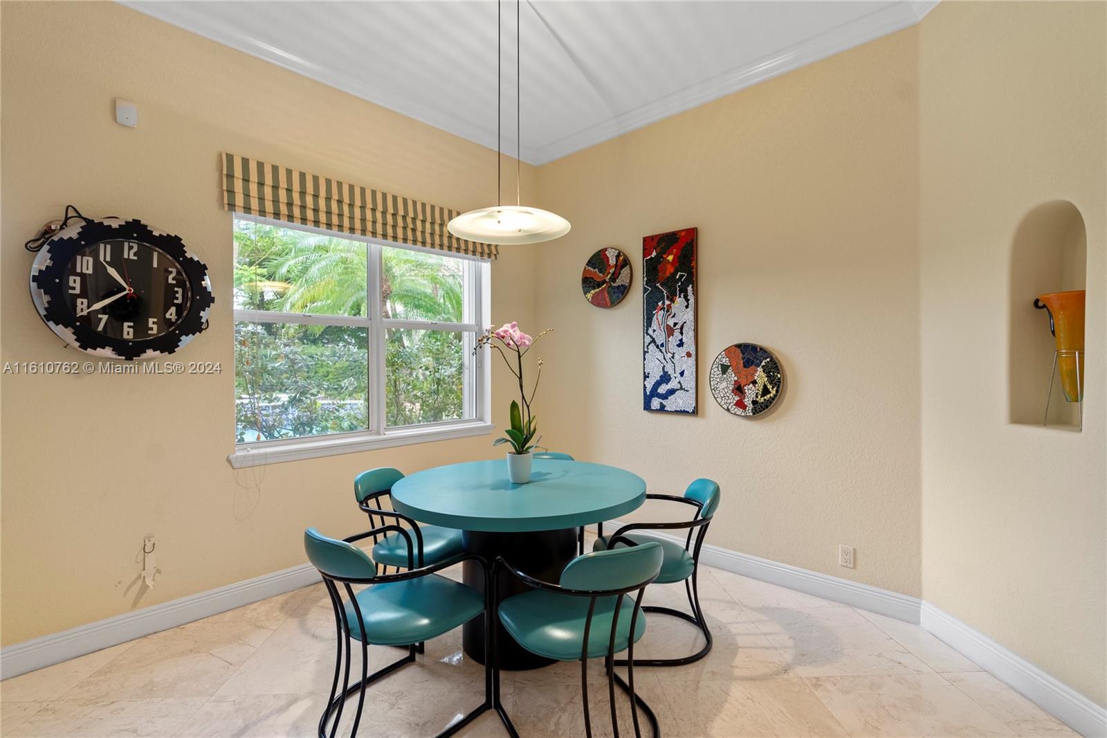 PRESIDENTIAL ESTATES SUB - Residential