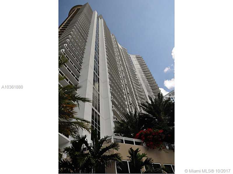 CARBONELL - Residential Lease