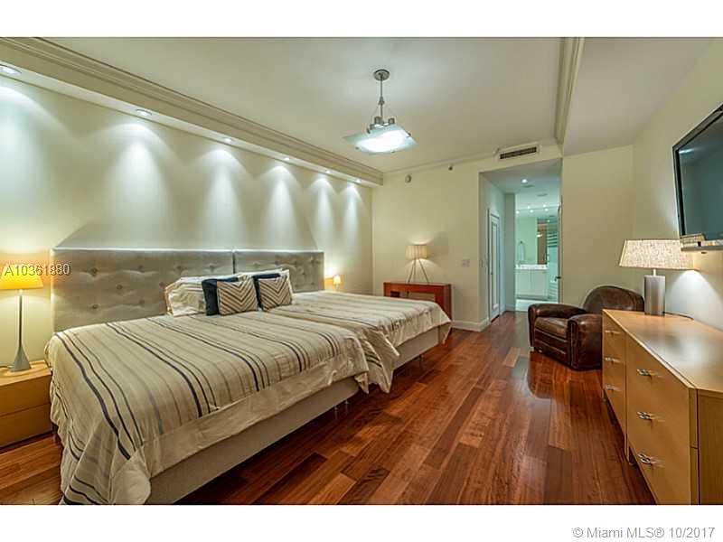 CARBONELL - Residential Lease