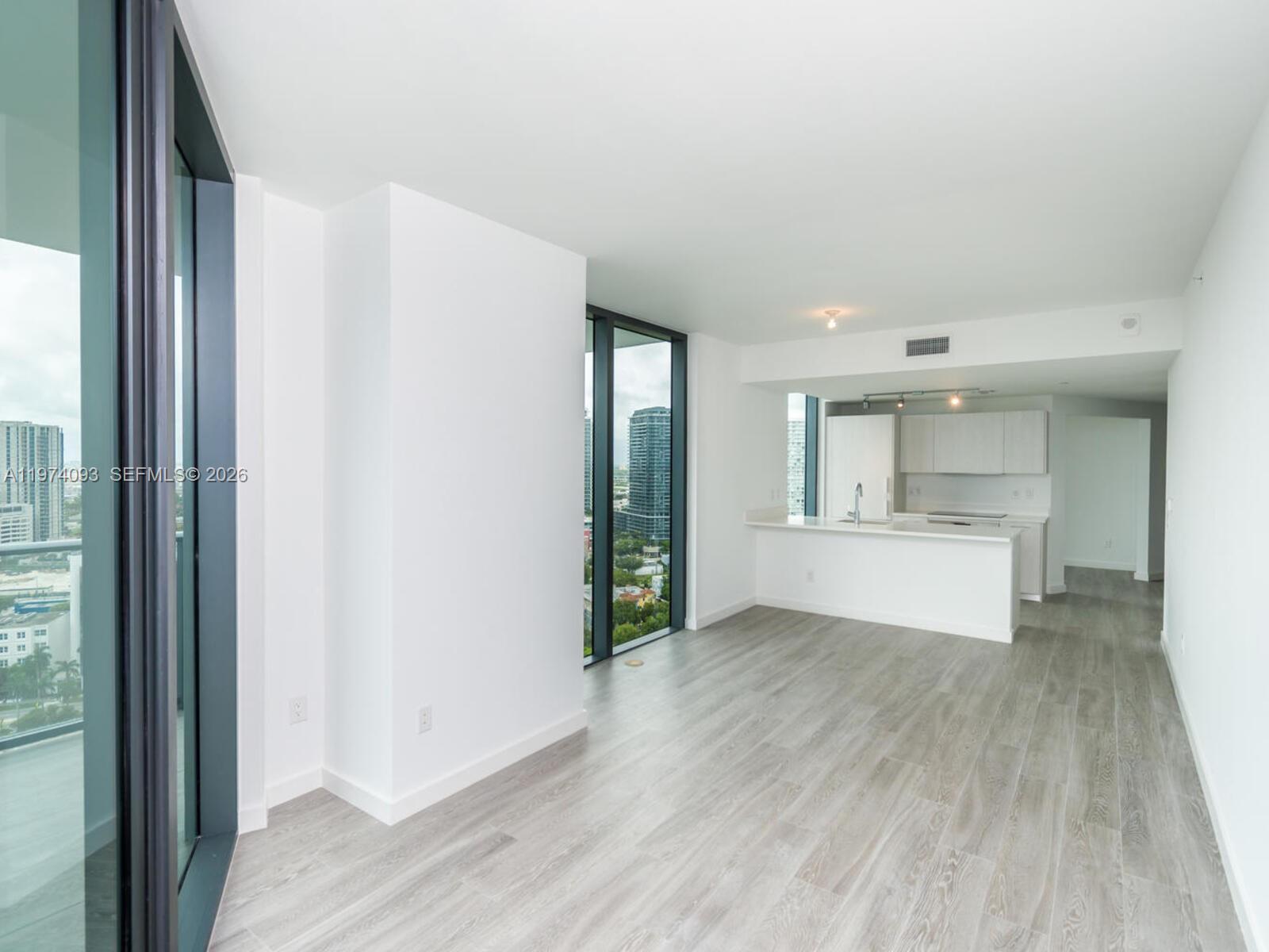 PARAISO BAYVIEWS CONDO - Residential Lease