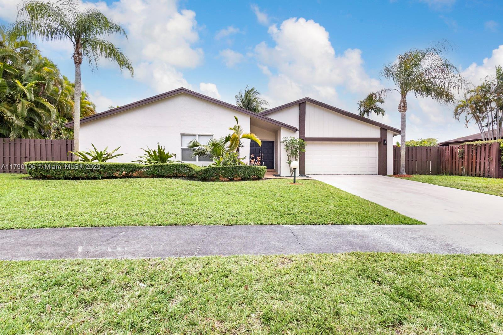 Rental Property at 13530 Sw 109th Ter, Miami, Broward County, Florida - Bedrooms: 3 
Bathrooms: 2  - $3,500 MO.